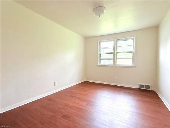 23507thNE8.jpg